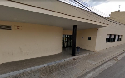 Façana del Consultori al Carrer del Remei | Google Street View